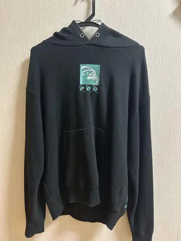 자수 블랙 후드티