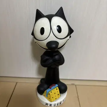 필릭스 더 캣 동상 피규어