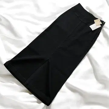 택 포함 새상품 Plage 슬릿 블랙 데님 롱 스커트 메탈 버튼