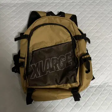 XLARGE 베이지 백팩