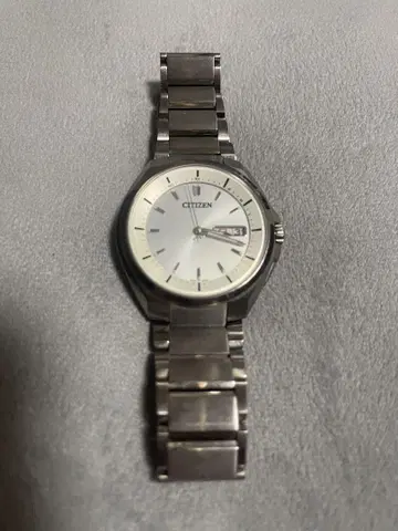 CITIZEN 시계 H100-T018858
