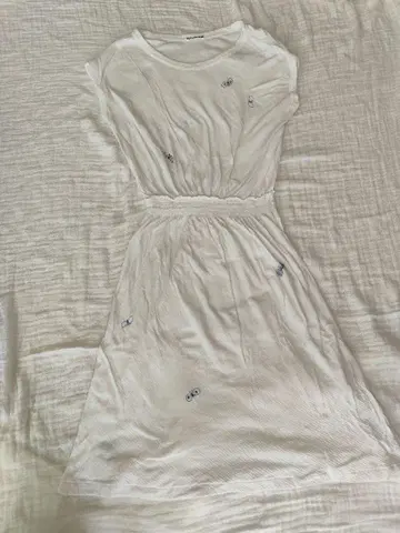 최종 가격 인하 minaperhonen 나비 자수 원피스