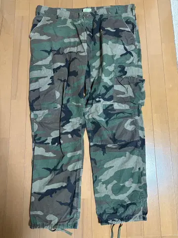 XLARGE 카모플라쥬 카고 팬츠