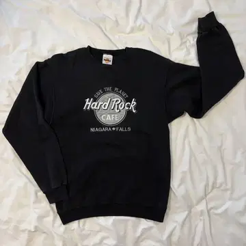 Hard Rock Cafe 블랙 자수 트레이닝복