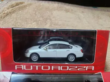 닛산 티아나 1/43 AUTOROZZA 미니카 (펄 화이트) 미개봉
