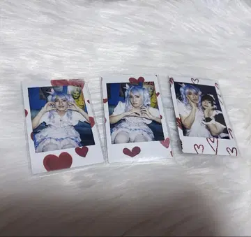 봄과 비행기 도코의 폴라로이드 사진 3장