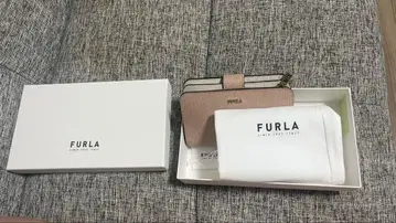 (7월 말까지) FURLA 두겹 지갑 핑크 베이지