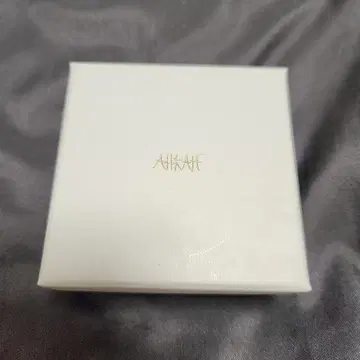AHKAH 하트 목걸이