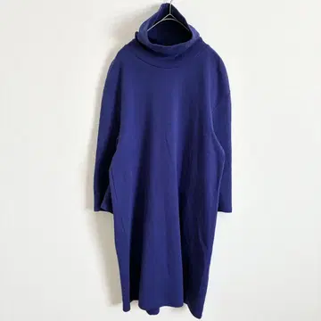 자라 ZARA 반팔 원피스 무릎 기장 하이넥 깔끔한