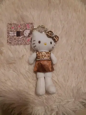 새상품 발길이 긴 헬로키티 봉제 인형 키링