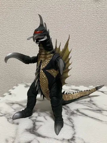 [배송비 포함] S.H.MonsterArts 가이간 (1972)