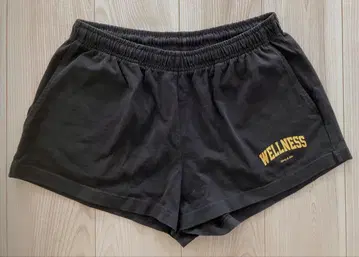 SPORTY&RICH 숏팬츠 블랙 M 사이즈 중고
