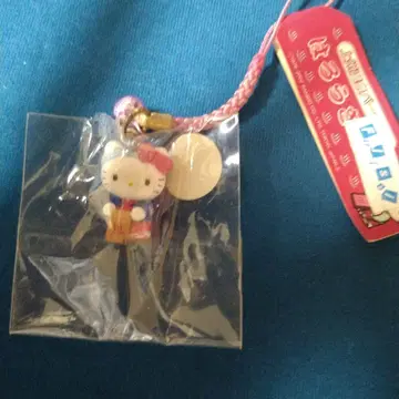 헬로키티 온천 참 스트랩