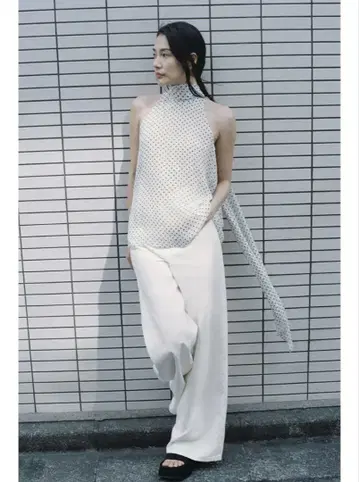 ZARA ZW Collection 도트 무늬 홀더 넥 상의