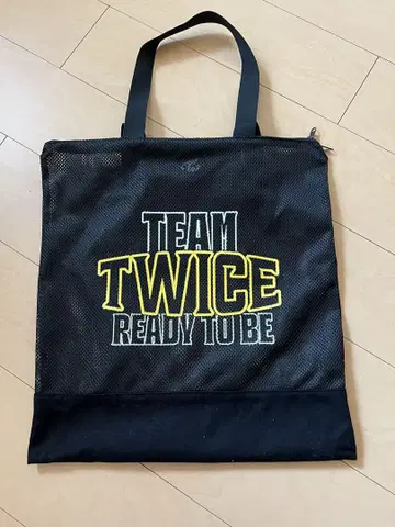 TWICE ready to be special 토트백