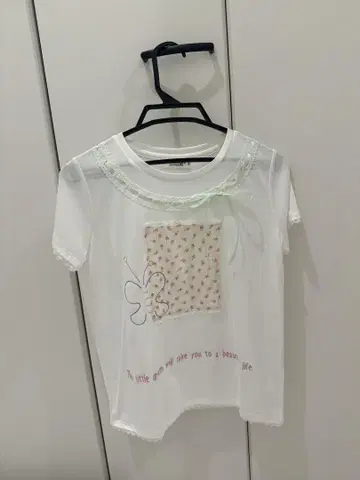 tinajojun의 티셔츠