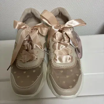 아오키 미사코 스니커즈 핑크 하트 L