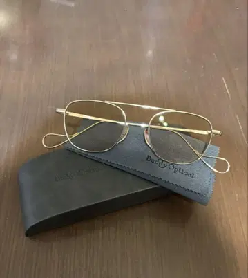 Buddy Optical gis gold 별주