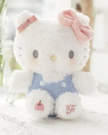 메종 드 플뢰르 키티 참 산리오 봉제 인형 마스코트