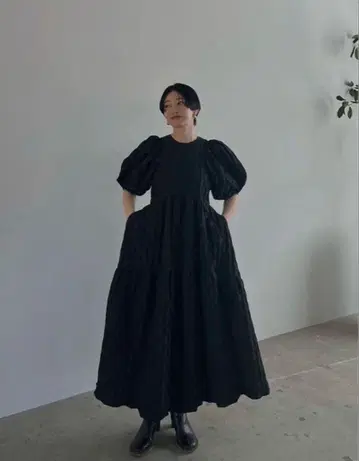 새상품 CLANE BOMB ONEPIECE 원피스 M 블랙