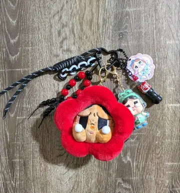 크라이 베이비 봉제 인형이 달린 키링