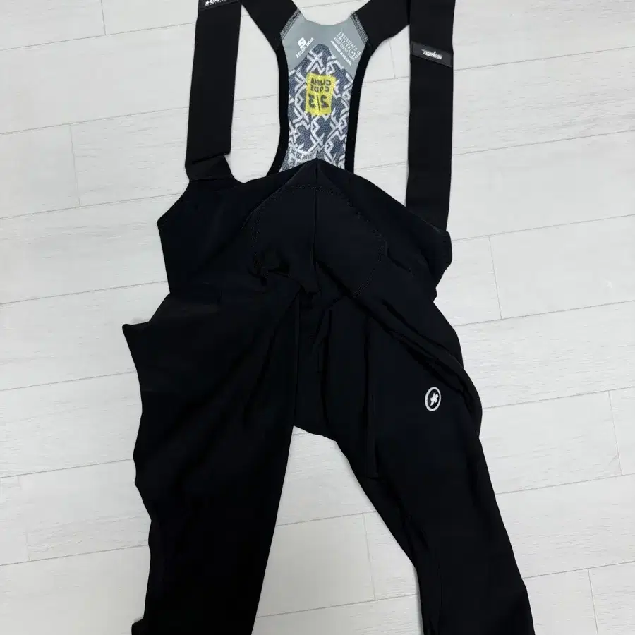 高品質】 Rapha Mサイズ｜車・バイク・自転車 NAMIBIA 限定