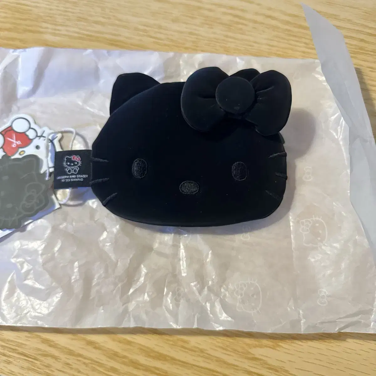 【Joseph&Stacey】 x Hello Kitty Lucky Knit Card Wallet JOSEPH AND STACEY | 조셉앤스테이시 Joseph and Stayc Kitty