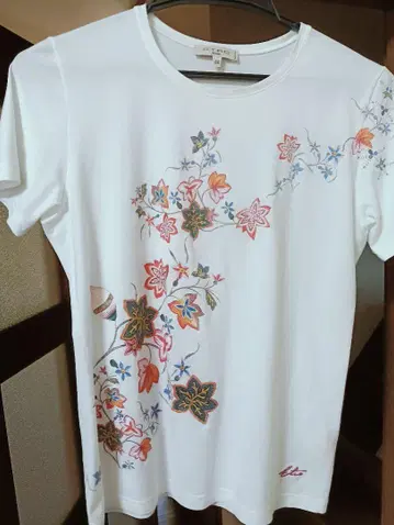 새상품급 ETRO 티셔츠 꽃무늬 44 L~ 이탈리아제