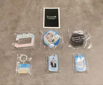 w-inds. 캡슐 토이