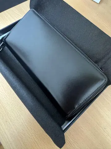 MURA 블랙 장지갑