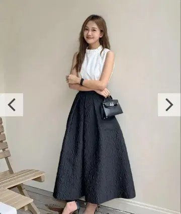 벌스데이 바쉬 자카드 헵번 스커트