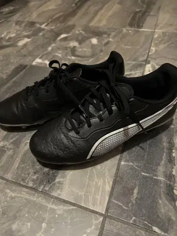 Puma KING 축구화 블랙 스파이크