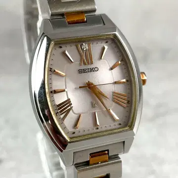 작동 새상품급 SEIKO 세이코 루키아 쿼츠 손목시계 정품 벨트