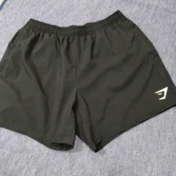 GYMSHARK 헬스장 샤크 블랙 숏팬츠 포켓 부착