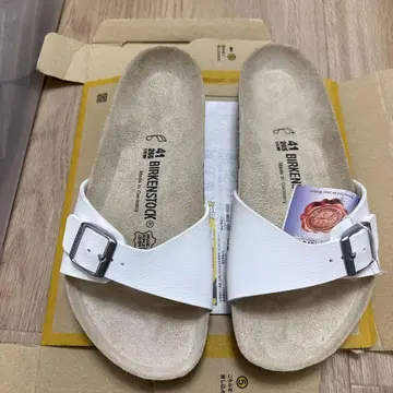 BIRKENSTOCK 화이트 샌들 41 버켄스탁