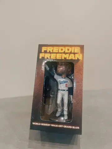 프레디 프리먼 보블헤드 피규어 2025년