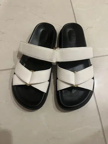 자라 여성용 샌들 36