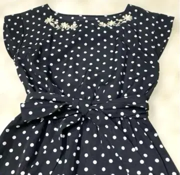 tocco closet 프렌치 슬리브 허리 리본 포함 무릎 기장 원피스