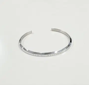DANIEL WELLINGTON 뱅글 L