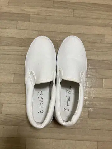 화이트 슬립온 24.0