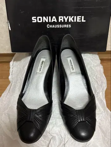 SONIA RYKIEL 블랙 펌프스