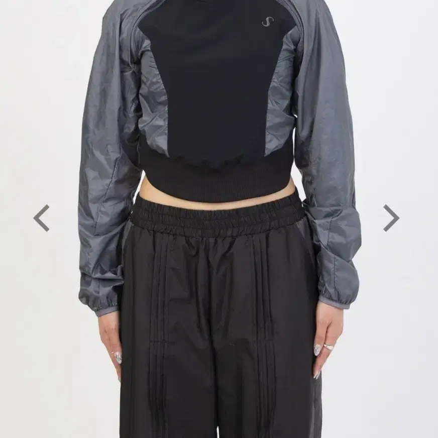 Ojos Muffler Boxer Hooded Zip-Up on Bunjang Global Site.