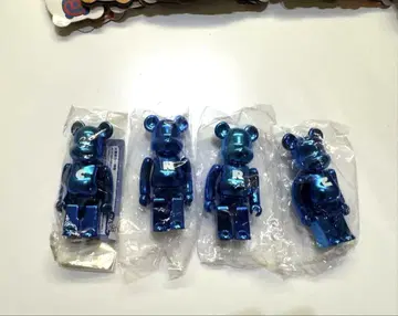 BE@RBRICK 베어브릭 100% 블루 캔디