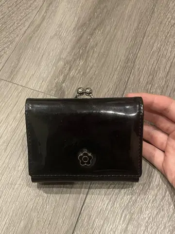 MARY QUANT 3단 폴더형 지갑 블랙
