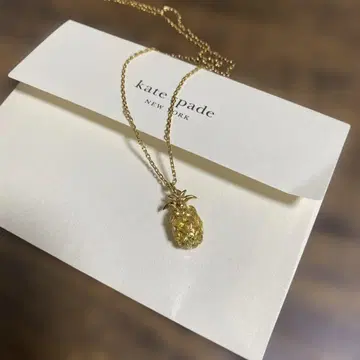 kate spade 파인애플 목걸이 미사용에 가까운