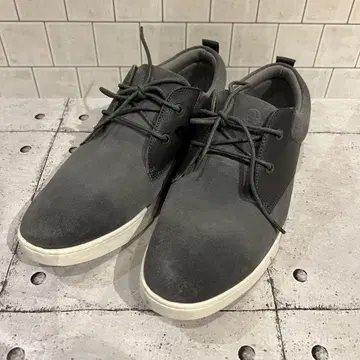 아큐펑크처 로우 컷 스니커즈 스웨이드 그레이 26cm