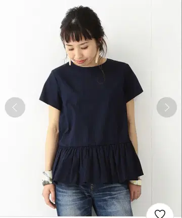 레이빔즈 백 리본 페플럼 셔츠