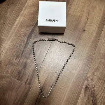 앰부쉬 볼 체인 목걸이