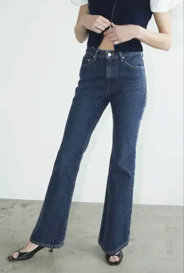 클레인 힙 헴 데님 팬츠