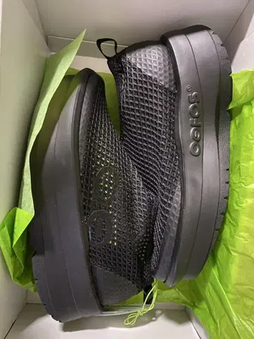 oofos 스니커즈 OOMEGA CHUKKA 24cm